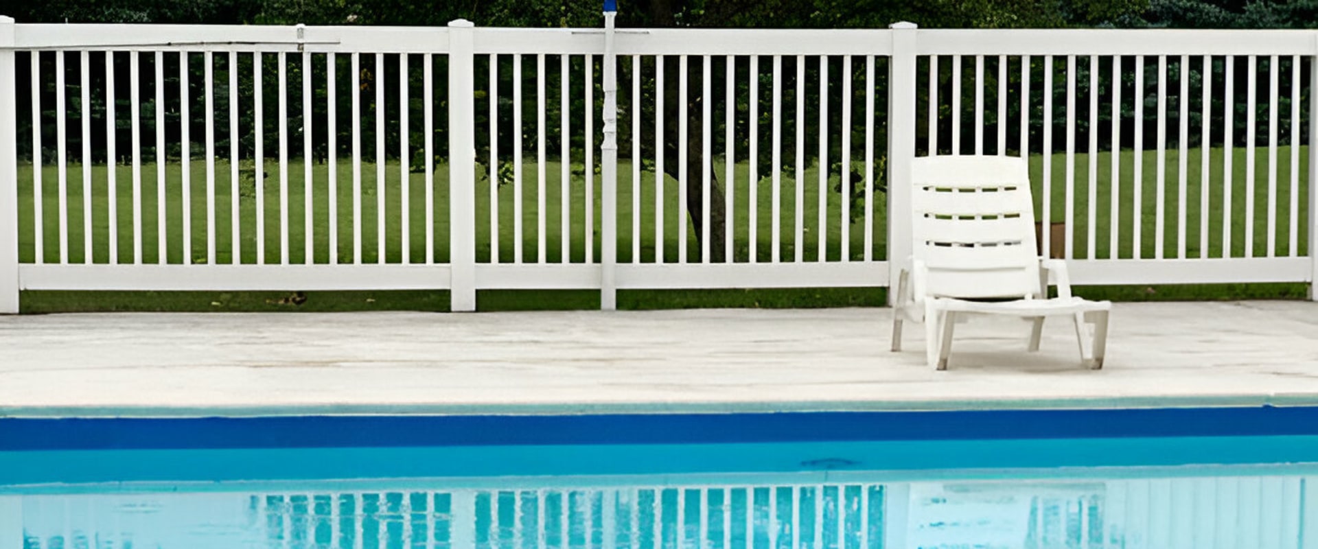 The Advantages of Installing a High-Quality Pool Fence