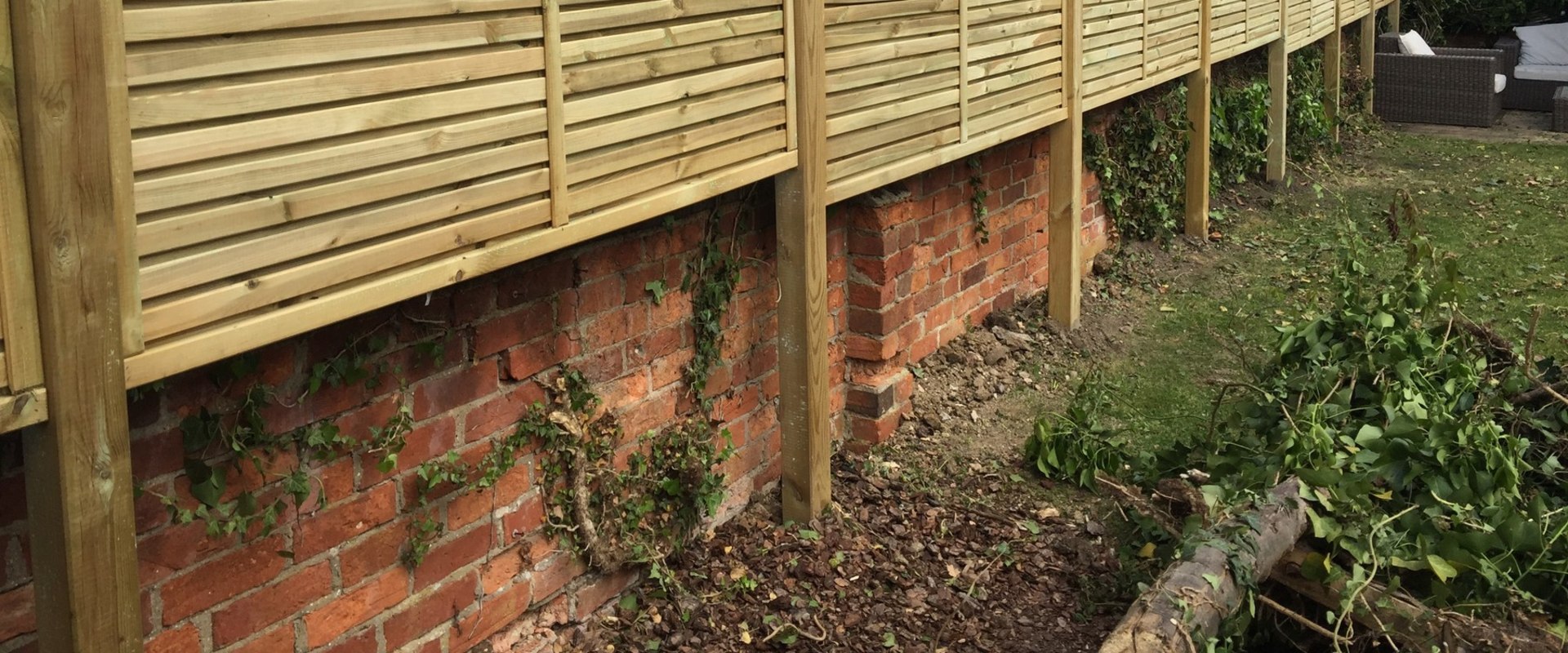 Expert Tips for Installing Fence Panels