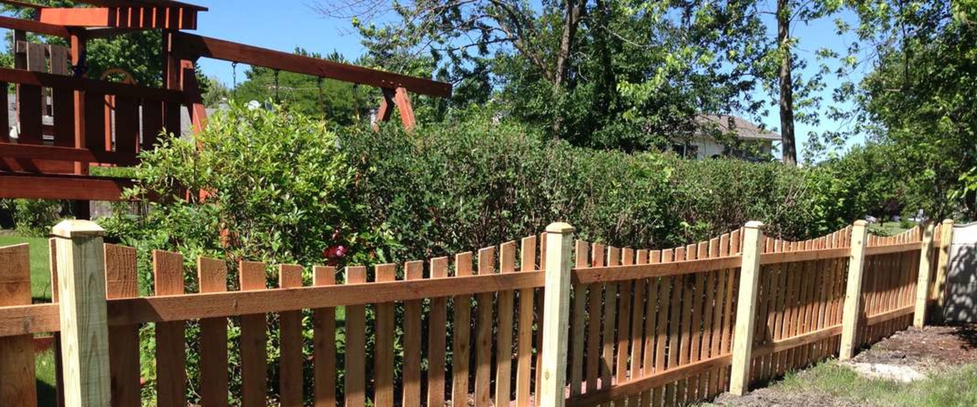 Is it cheaper to install a fence yourself?